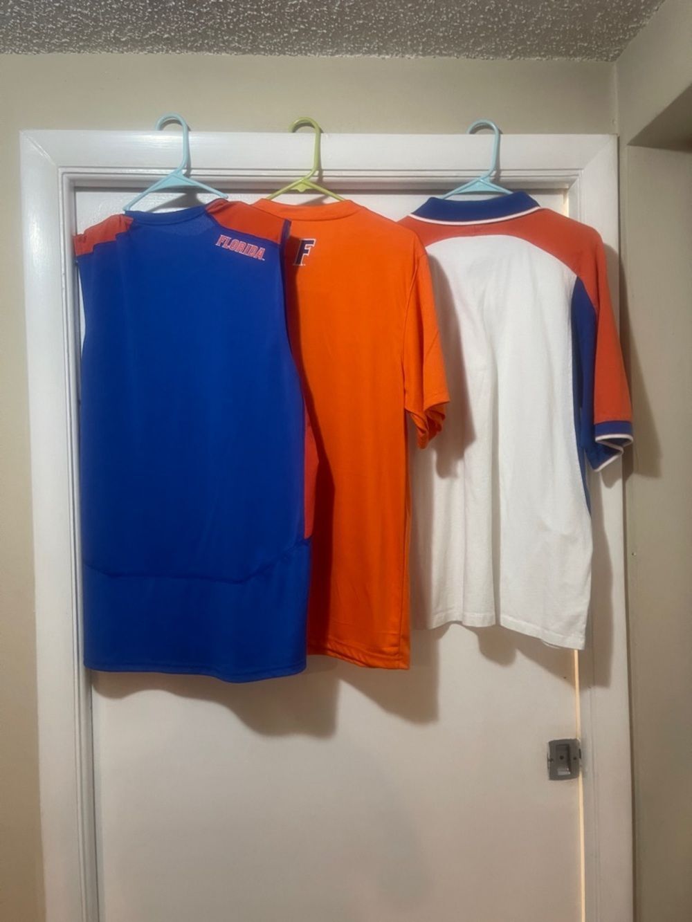 Men’s Florida gator shirt, bundle size large - Picture 9 of 9